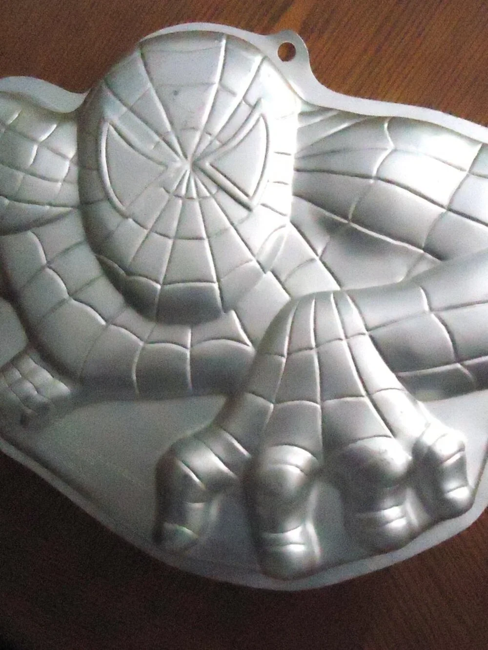 Vintage Spider Man Wilton Cake Pan Mold 3D Licensed 2002 RETIRED